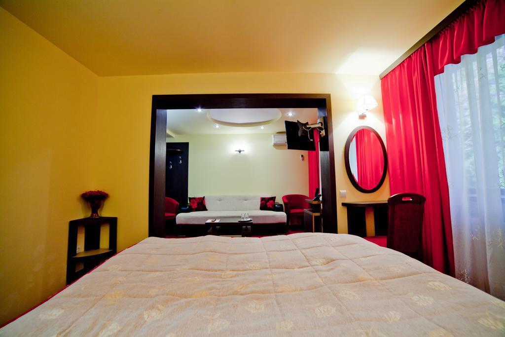 Hotel Dana Amara Zewnętrze zdjęcie